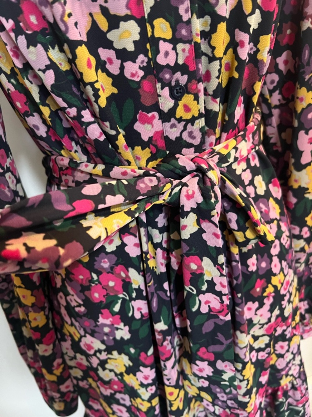 Lauren Ralph Lauren Black Floral Tie-Waist Long-Sleeve Dress size 8 - Picture 11 of 11
